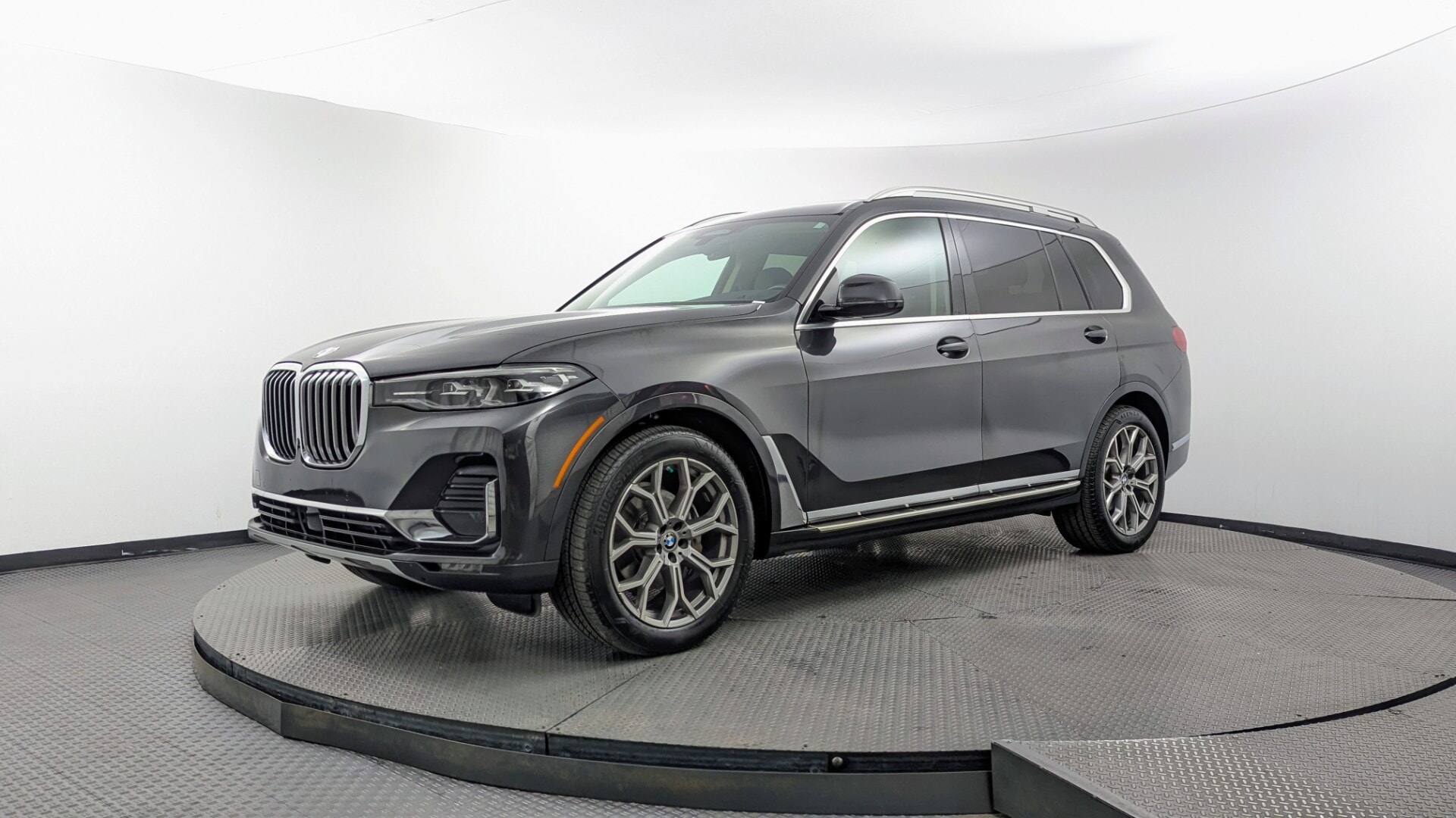 2021 BMW X7