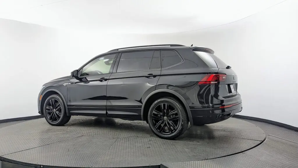 Florida Fine Cars - Used VOLKSWAGEN TIGUAN 2022 MIAMI SE R-LINE BLACK
