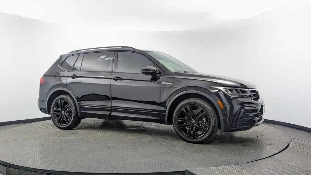 Florida Fine Cars - Used VOLKSWAGEN TIGUAN 2022 MIAMI SE R-LINE BLACK