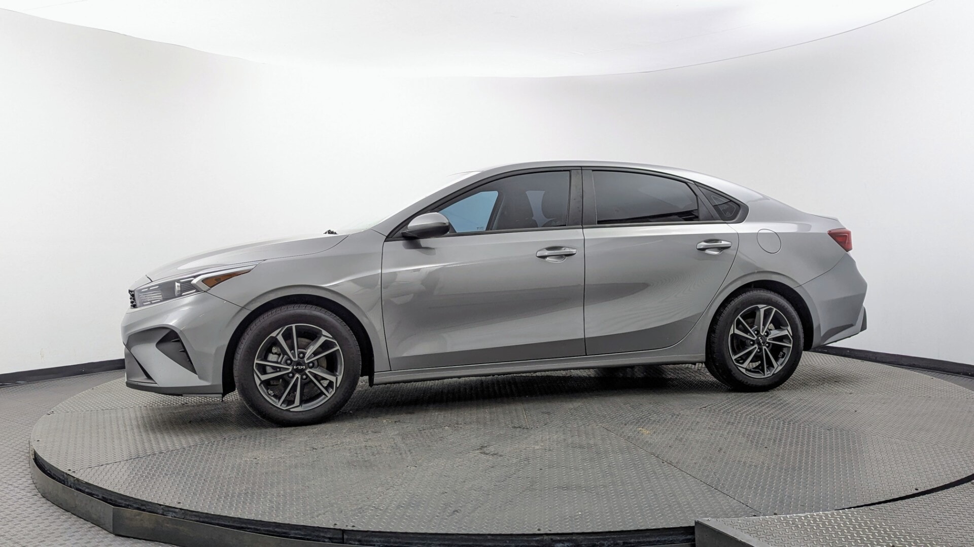 Florida Fine Cars - Used vehicle - SEDAN KIA FORTE 2023