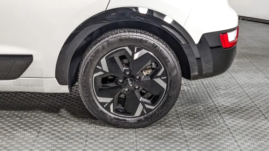 Florida Fine Cars - Used KIA NIRO EV 2023 ORLANDO WIND