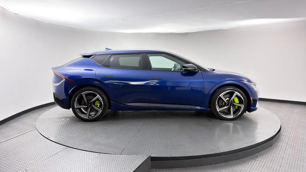 2023 KIA EV6 GT photo 8