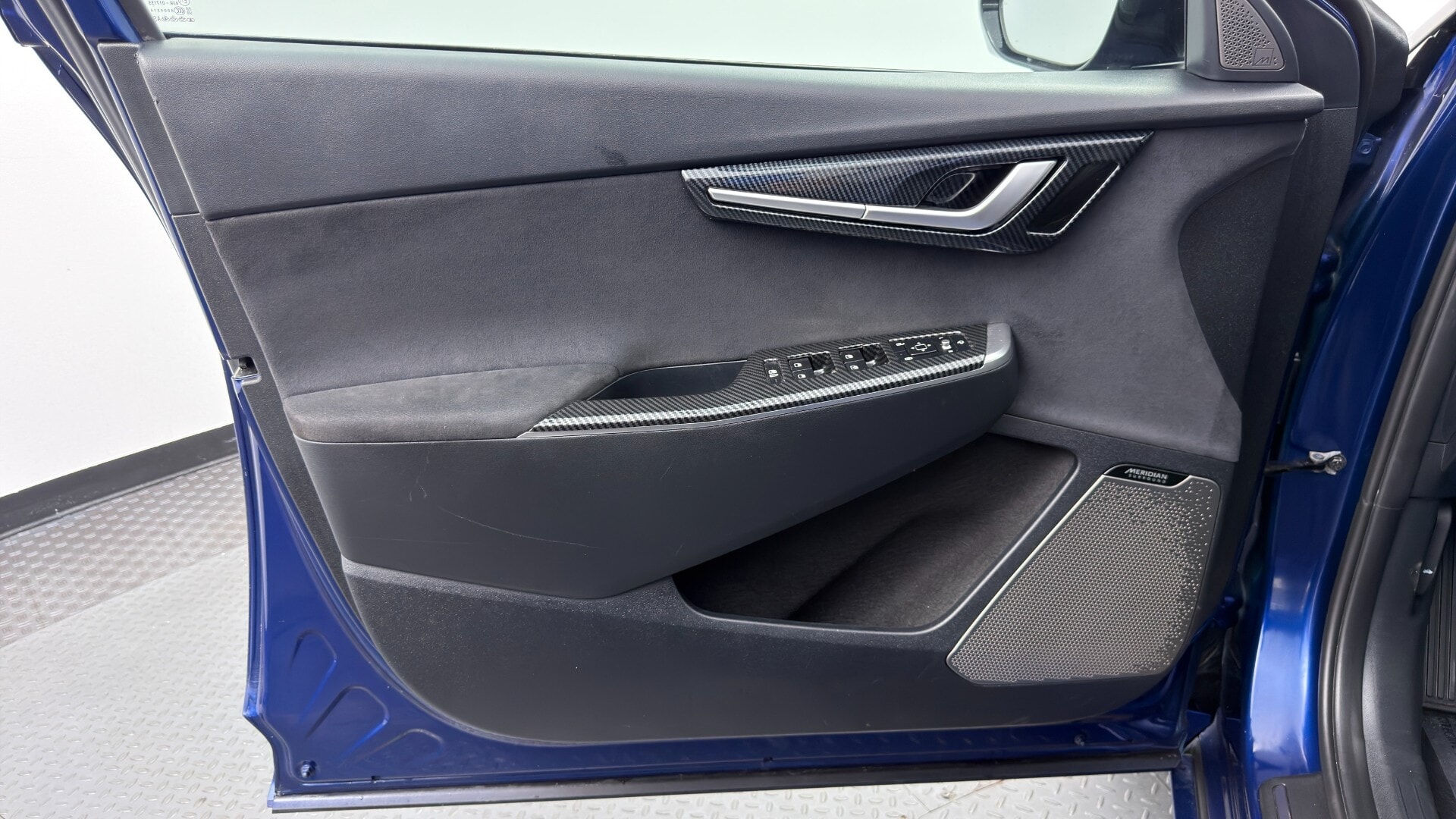 2023 KIA EV6 GT photo 12