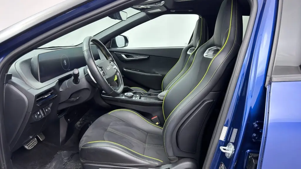 2023 KIA EV6 GT photo 13