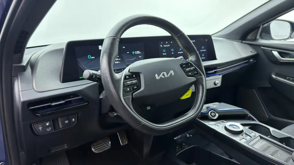 2023 KIA EV6 GT photo 23