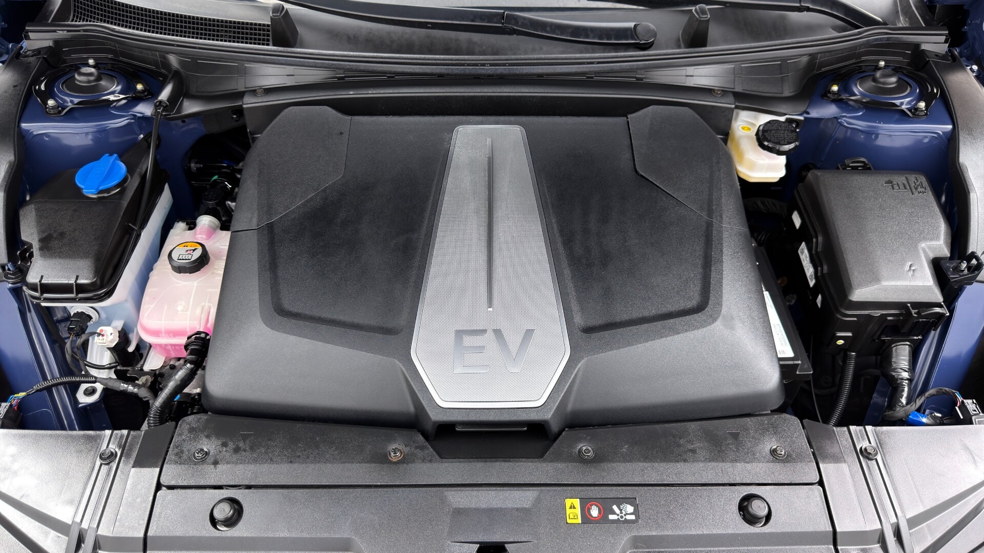 2023 KIA EV6 GT photo 38