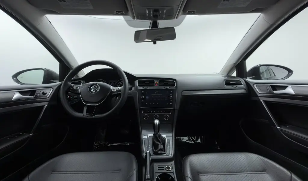 2018 VOLKSWAGEN GOLF S photo 25