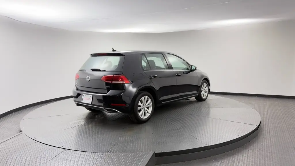 2018 VOLKSWAGEN GOLF S photo 7