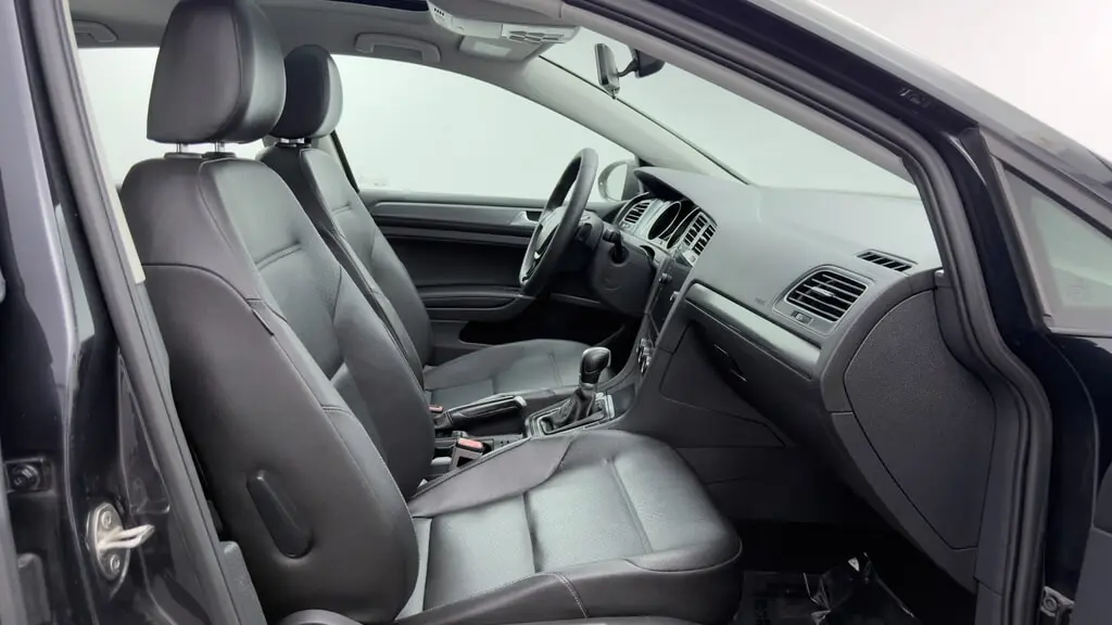 2018 VOLKSWAGEN GOLF S photo 21
