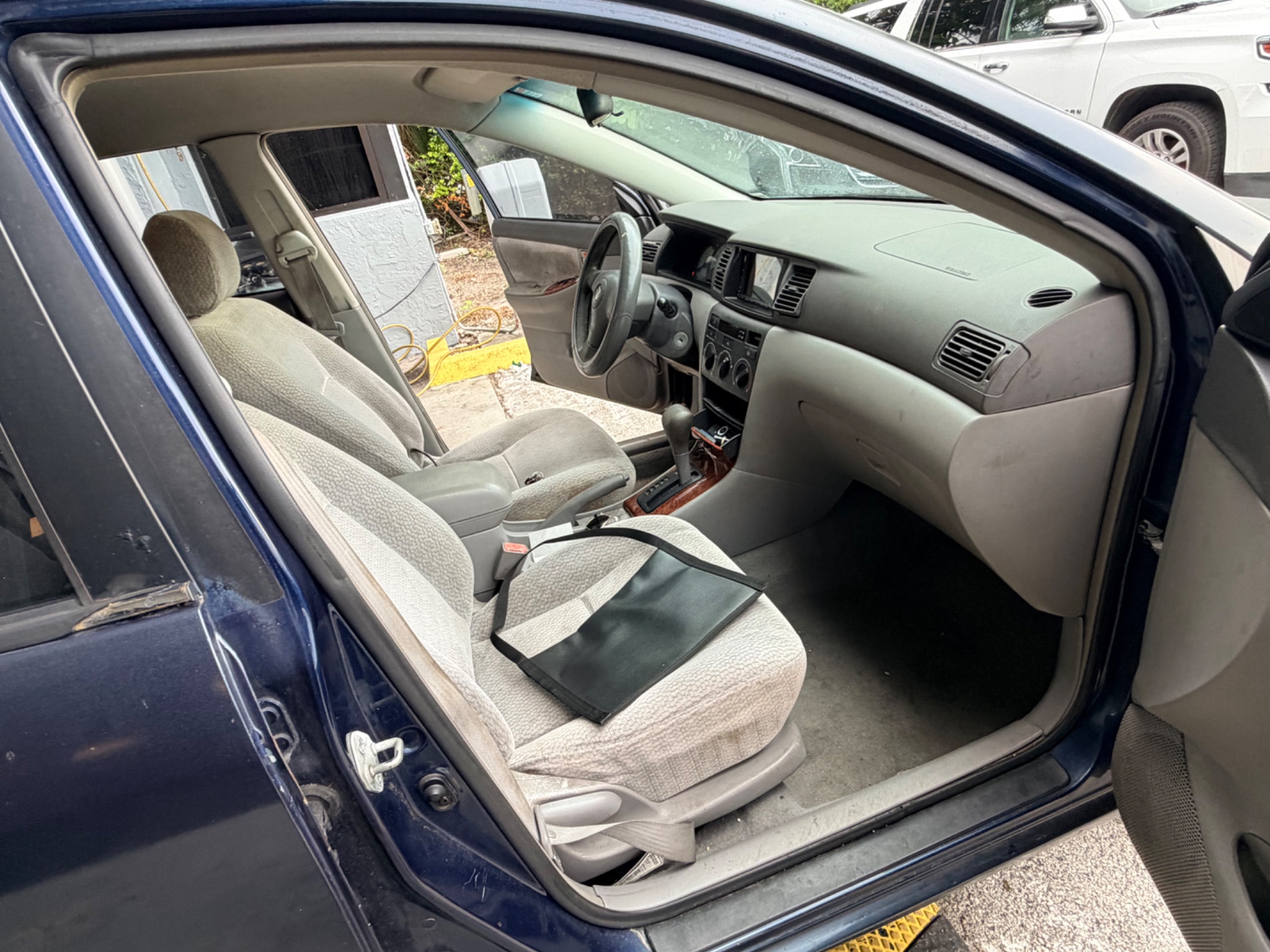 Florida Fine Cars - Used vehicle - SEDAN TOYOTA COROLLA 2003