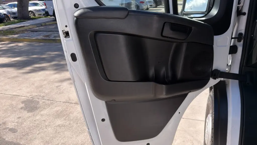2023 RAM PROMASTER photo 12