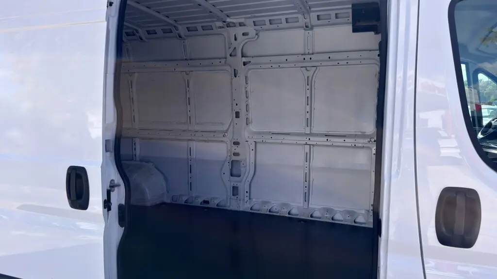 2023 RAM PROMASTER photo 16