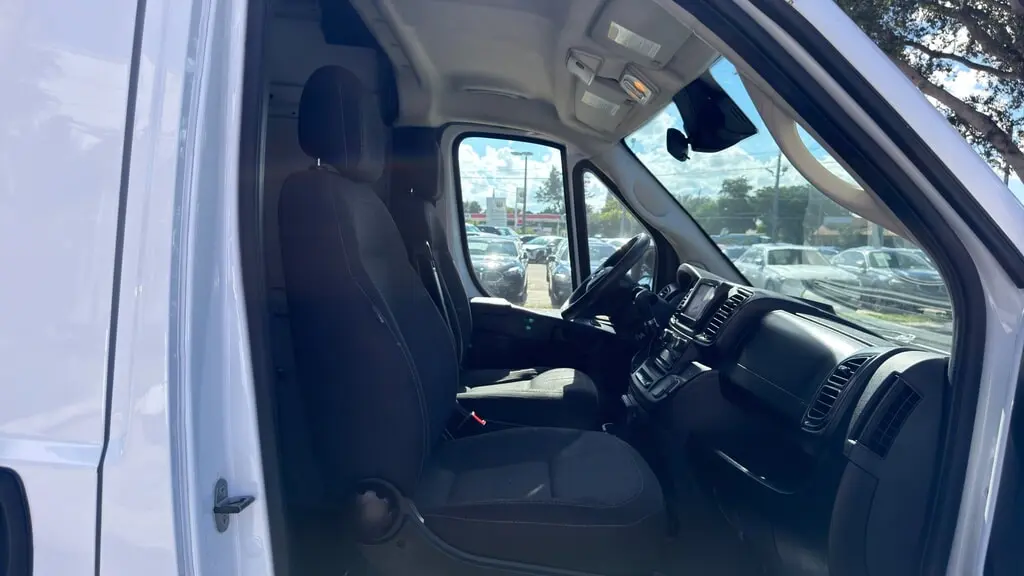 2023 RAM PROMASTER photo 17