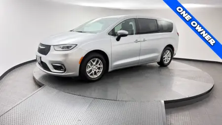 Florida Fine Cars - Used CHRYSLER PACIFICA 2023 WEST PALM TOURING L