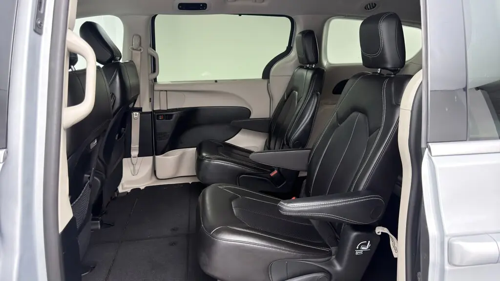 Florida Fine Cars - Used CHRYSLER PACIFICA 2023 WEST PALM TOURING L