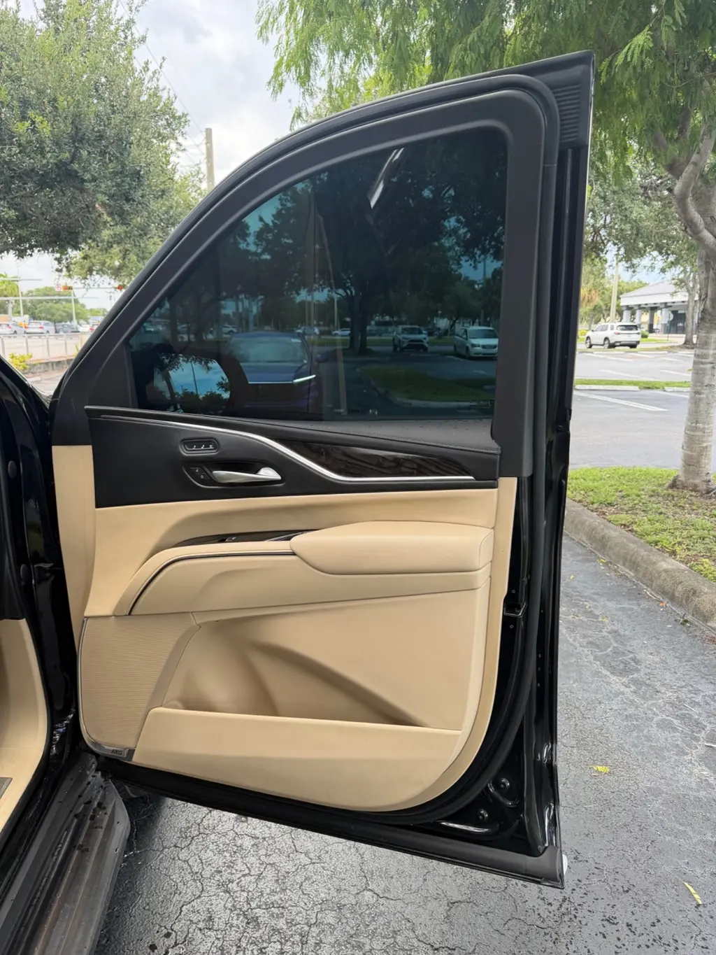 Florida Fine Cars - Used CADILLAC ESCALADE 2023 MARGATE 4WD PREMIUM LUXURY