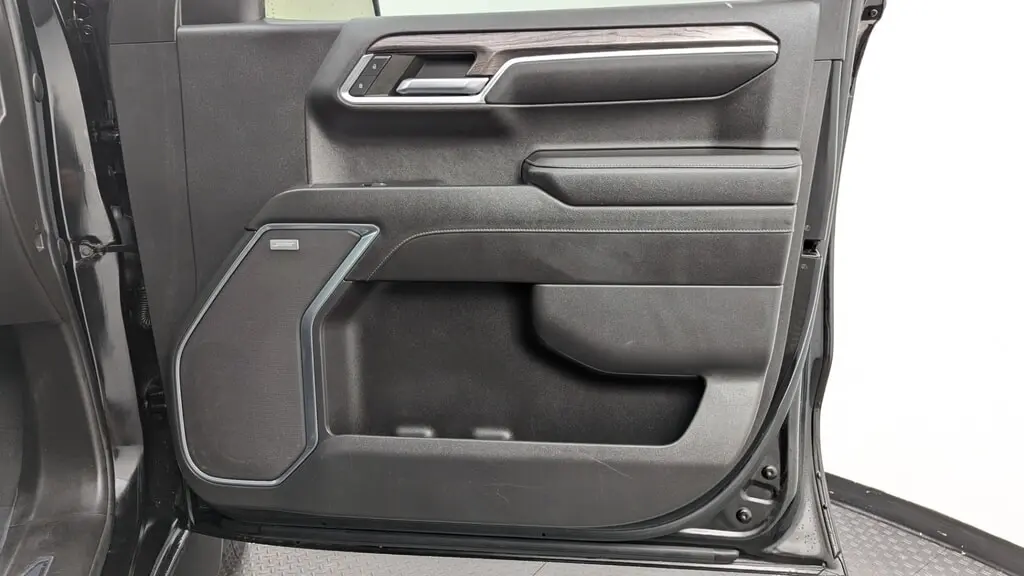 2023 CHEVROLET SILVERADO 1500 LTZ photo 21