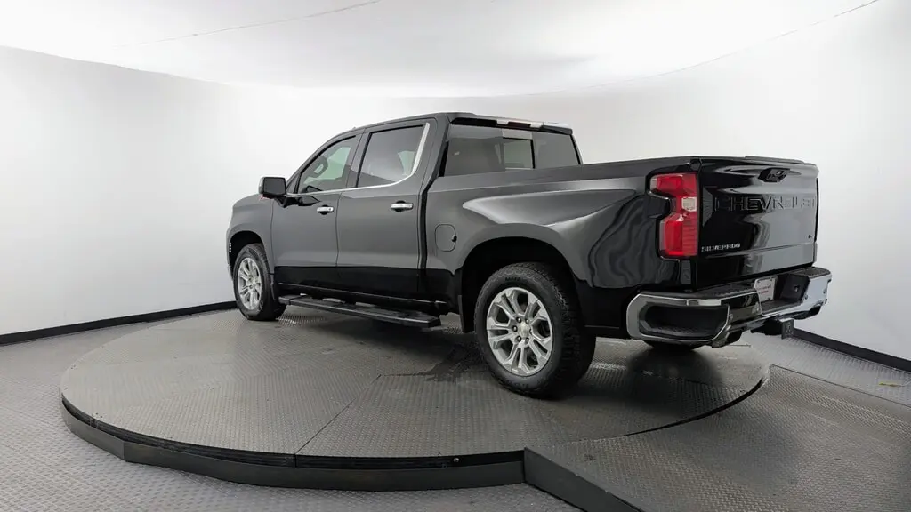 2023 CHEVROLET SILVERADO 1500 LTZ photo 5