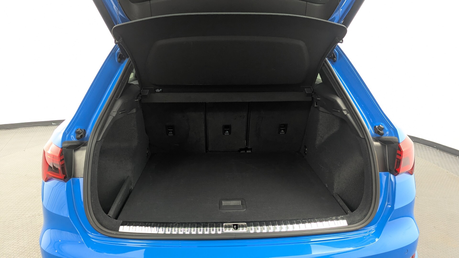 Florida Fine Cars - Used vehicle - SUV AUDI Q3 2023