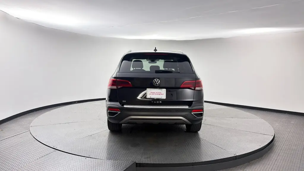 2023 VOLKSWAGEN TAOS SE photo 6