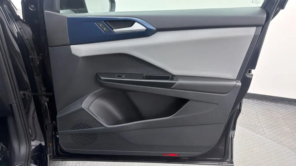 2023 VOLKSWAGEN TAOS SE photo 22