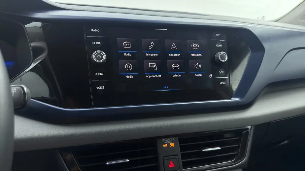 2023 VOLKSWAGEN TAOS SE photo 35
