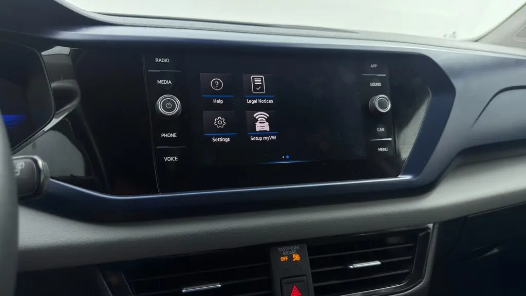 2023 VOLKSWAGEN TAOS SE photo 36