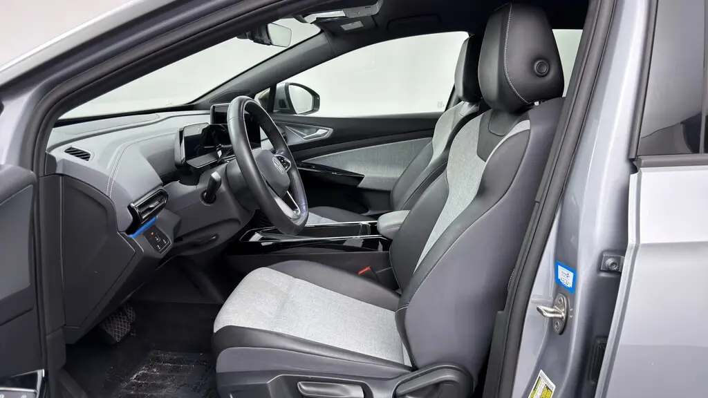 2023 VOLKSWAGEN ID.4 PRO photo 13