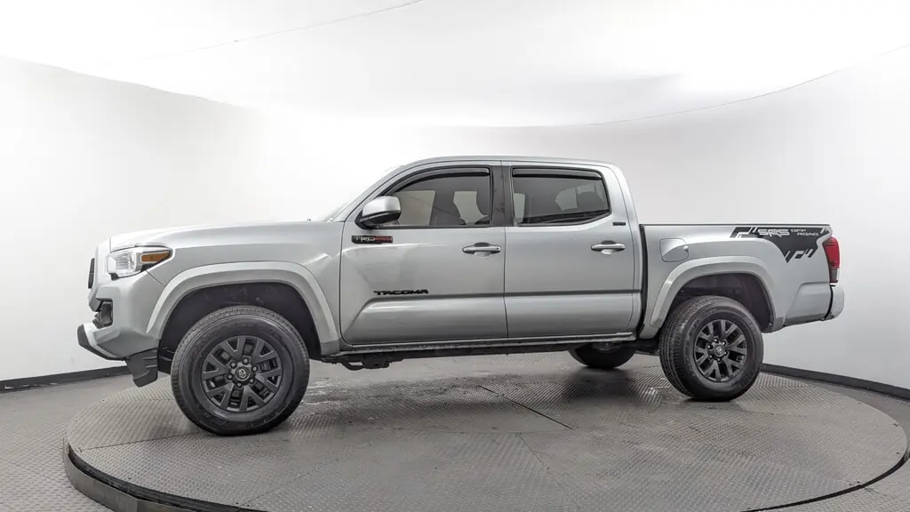 Florida Fine Cars - Used TOYOTA TACOMA 4WD 2022 MIAMI SR5