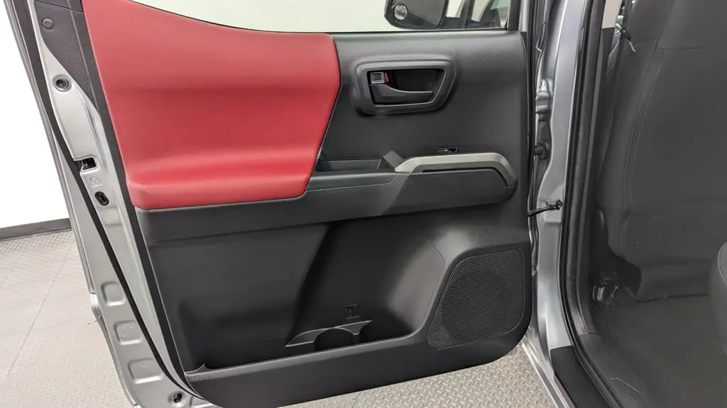 Florida Fine Cars - Used TOYOTA TACOMA 4WD 2022 MIAMI SR5