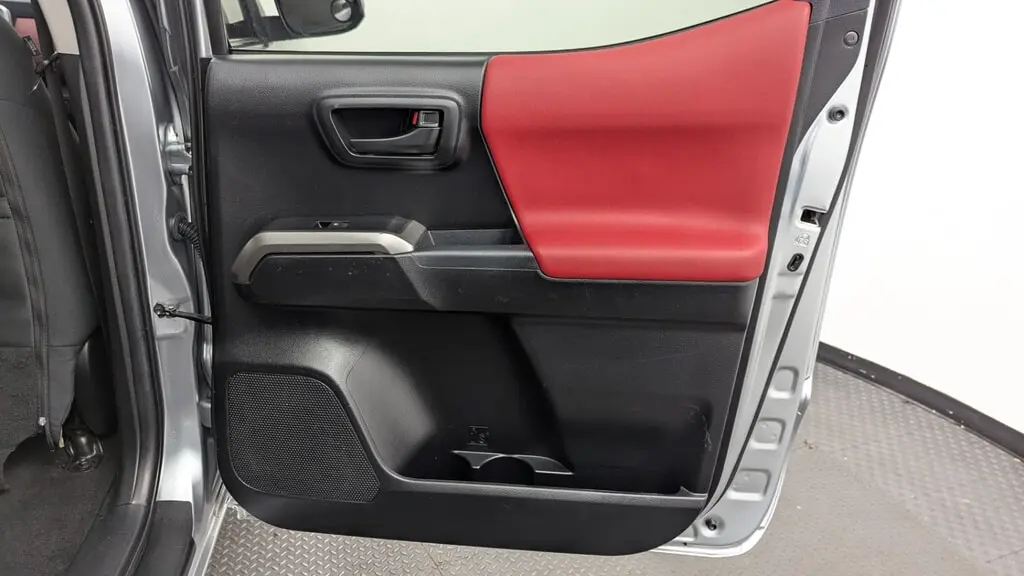Florida Fine Cars - Used TOYOTA TACOMA 4WD 2022 MIAMI SR5