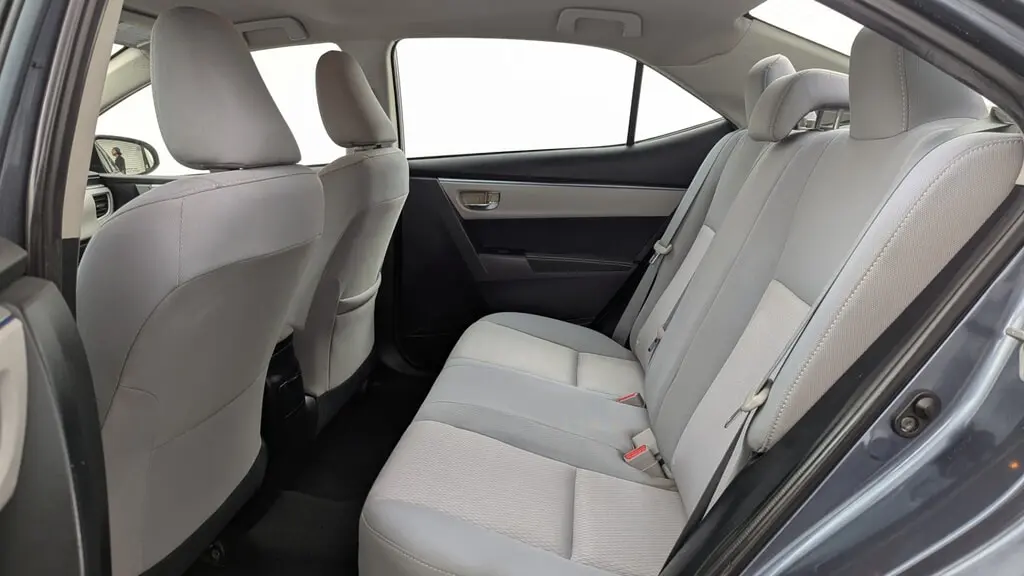 2014 TOYOTA COROLLA LE photo 16