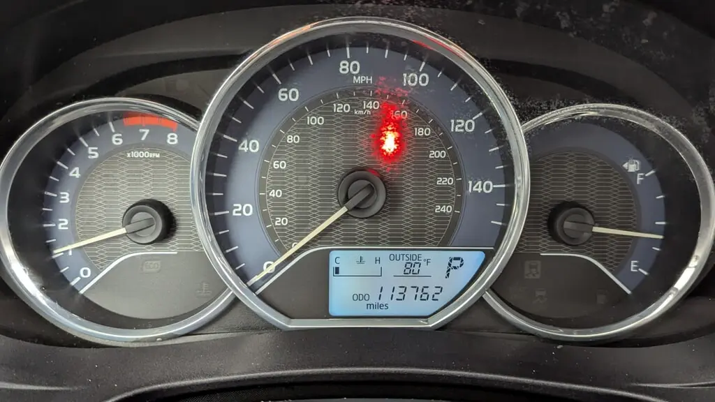 2014 TOYOTA COROLLA LE photo 26