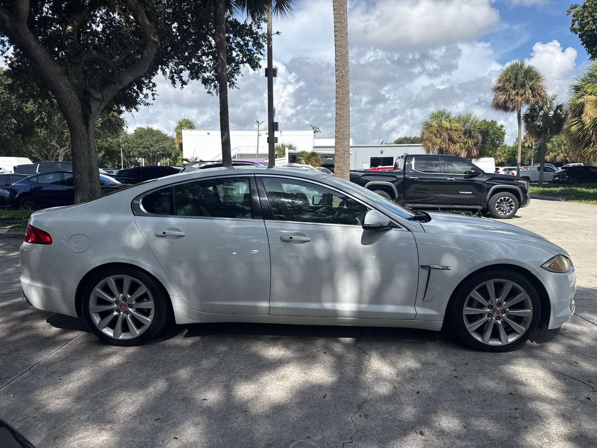 Florida Fine Cars - Used vehicle - SEDAN JAGUAR XF 2014