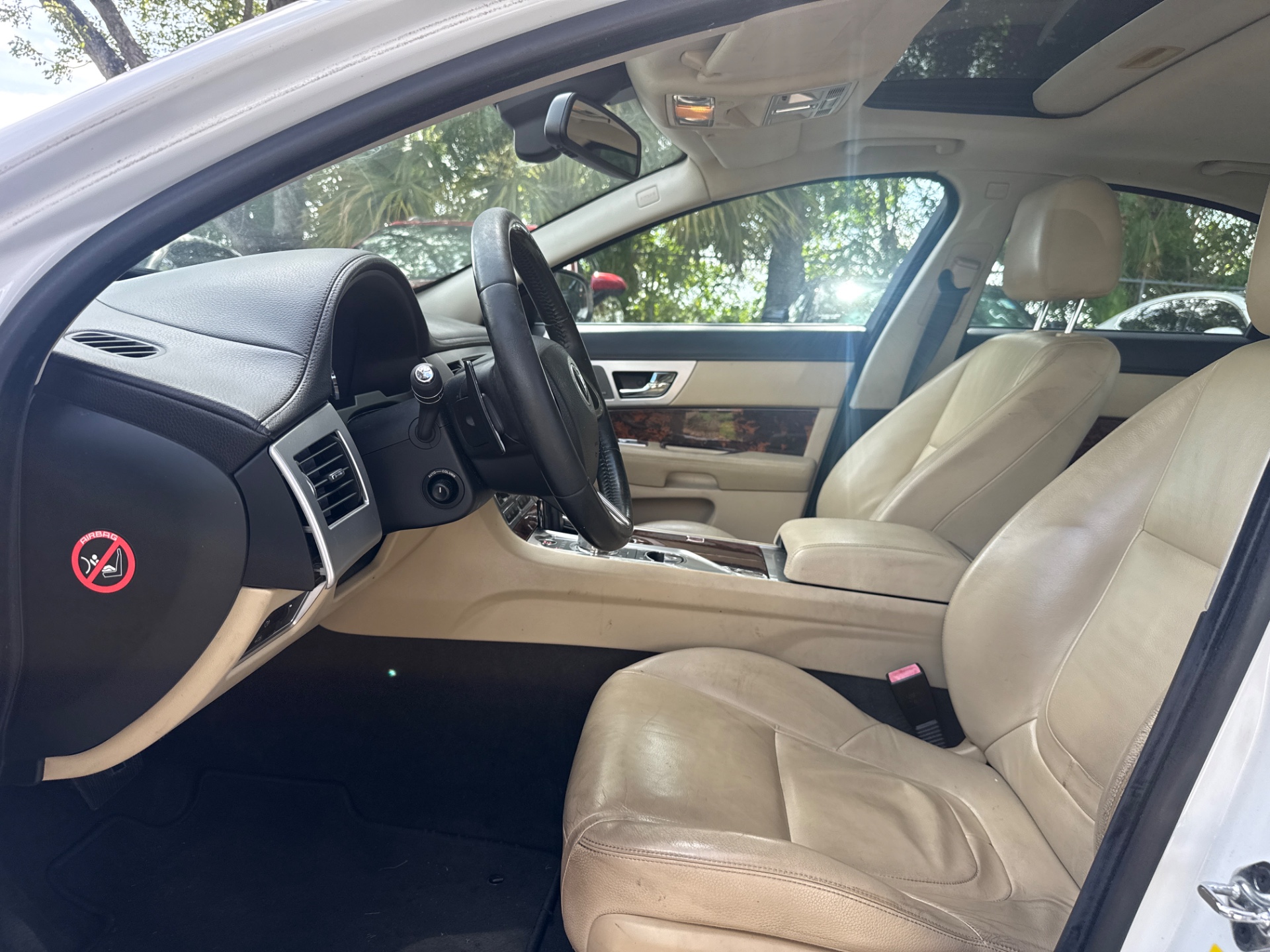 Florida Fine Cars - Used vehicle - SEDAN JAGUAR XF 2014