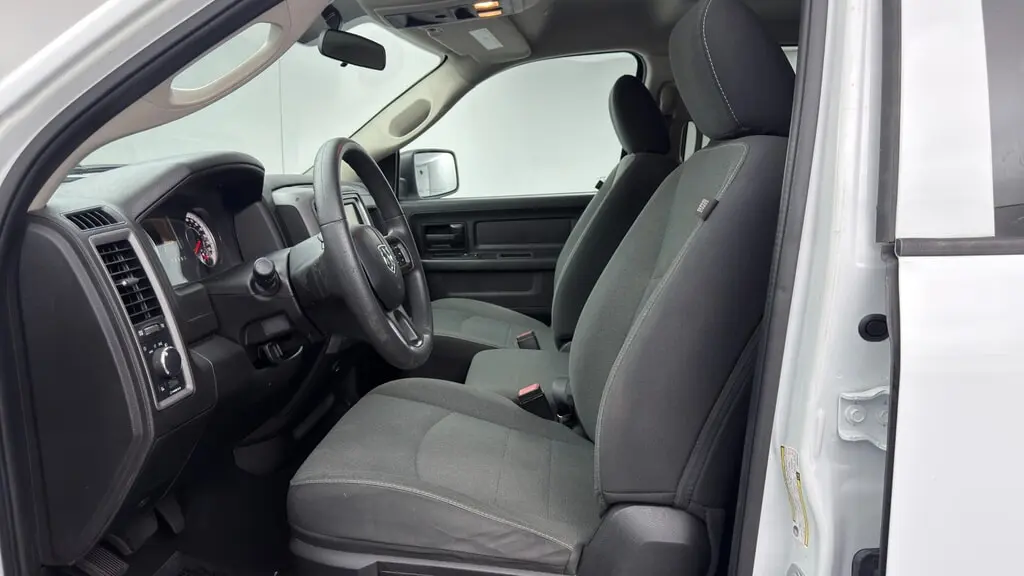 2022 RAM 1500 CLASSIC TRADESMAN photo 13