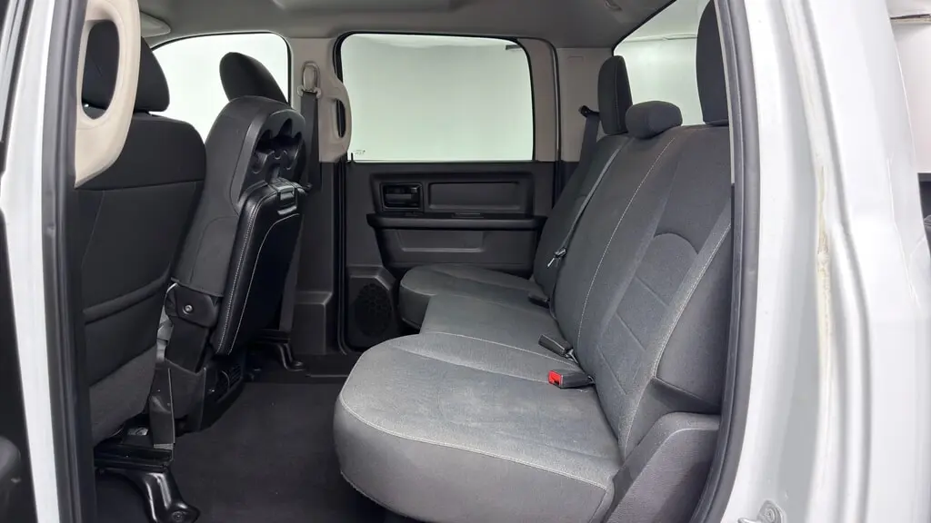 2022 RAM 1500 CLASSIC TRADESMAN photo 16