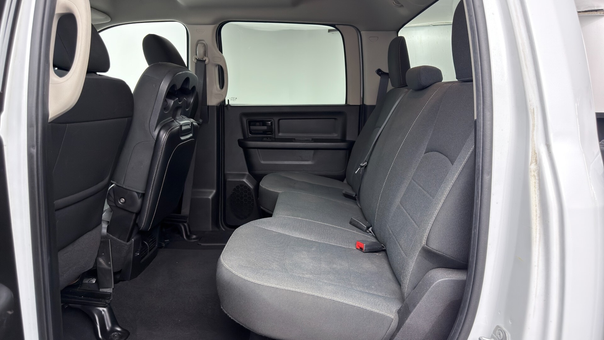 2022 RAM 1500 CLASSIC TRADESMAN photo 16