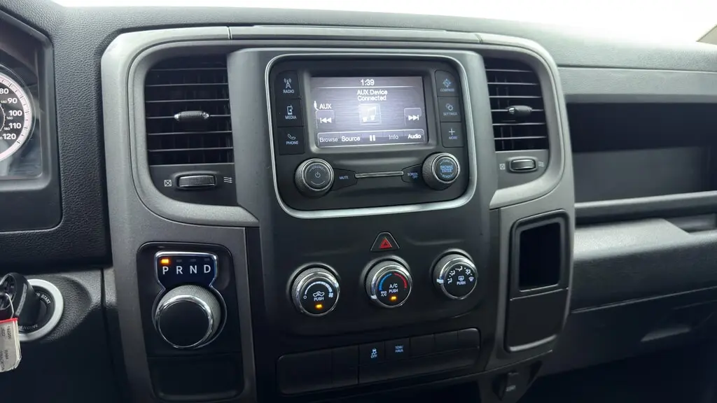 2022 RAM 1500 CLASSIC TRADESMAN photo 26