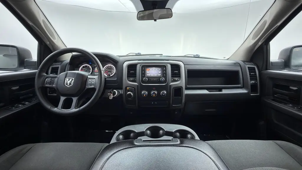 2022 RAM 1500 CLASSIC TRADESMAN photo 24
