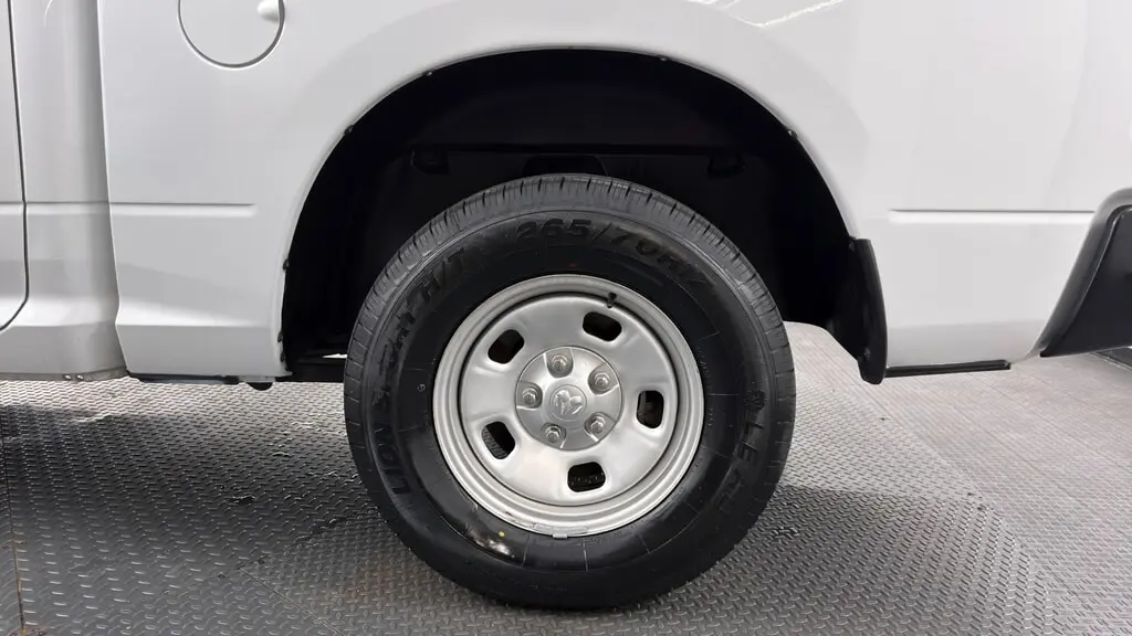 2022 RAM 1500 CLASSIC TRADESMAN photo 33
