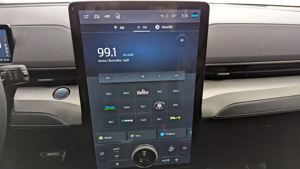 2021 FORD MUSTANG MACH-E SELECT photo 27