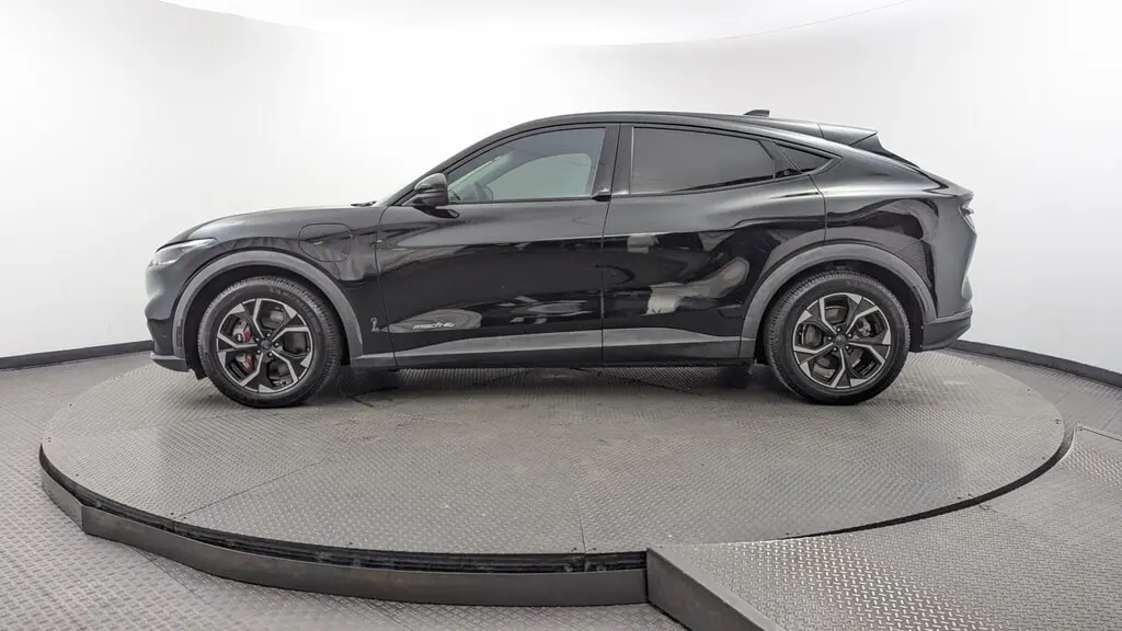 2021 FORD MUSTANG MACH-E SELECT photo 2