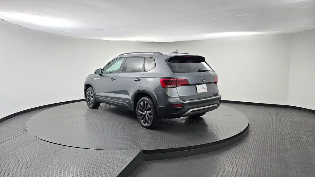 2022 VOLKSWAGEN TAOS S photo 5