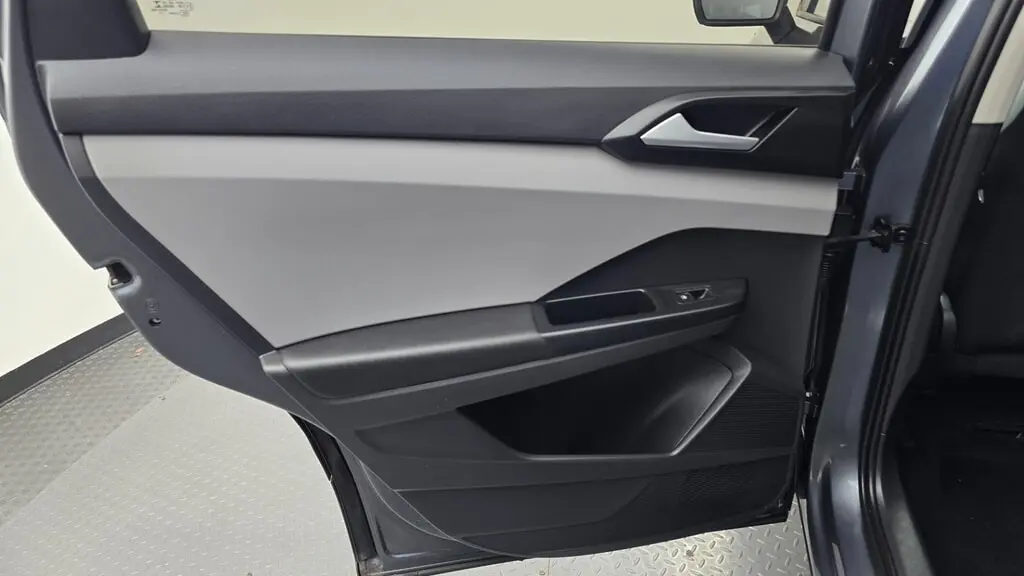 2022 VOLKSWAGEN TAOS S photo 15