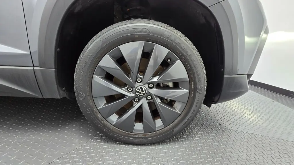 2022 VOLKSWAGEN TAOS S photo 33