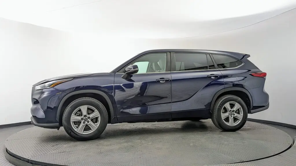 Florida Fine Cars - Used TOYOTA HIGHLANDER 2023 MIAMI LE