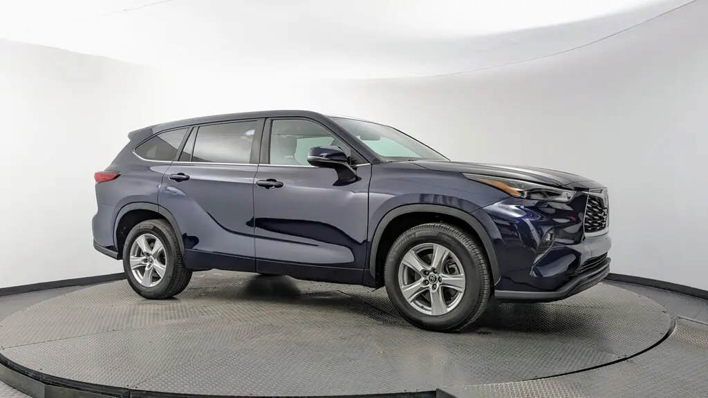 Florida Fine Cars - Used TOYOTA HIGHLANDER 2023 MIAMI LE