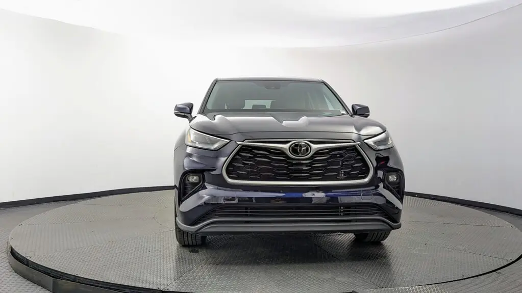 Florida Fine Cars - Used TOYOTA HIGHLANDER 2023 MIAMI LE