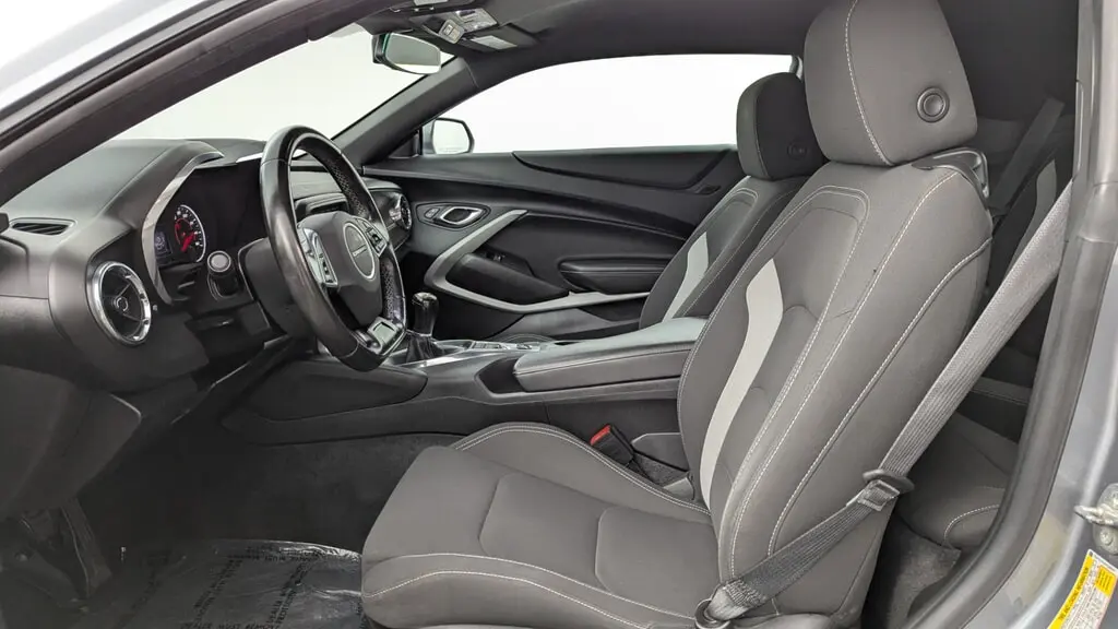 2019 CHEVROLET CAMARO 1LT photo 13